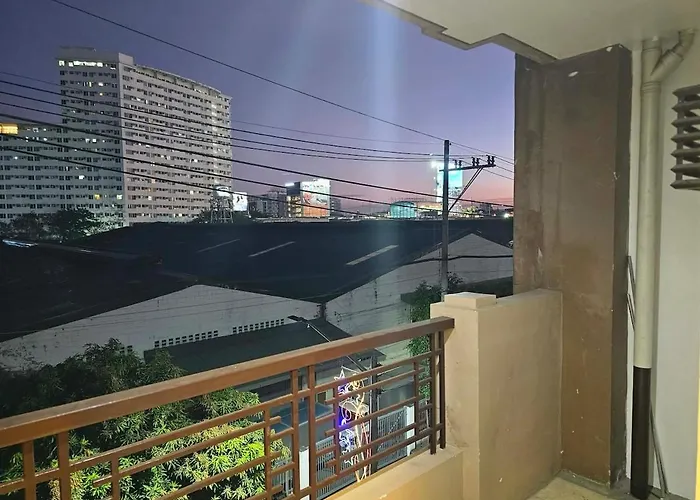Lyre 305 Apartment